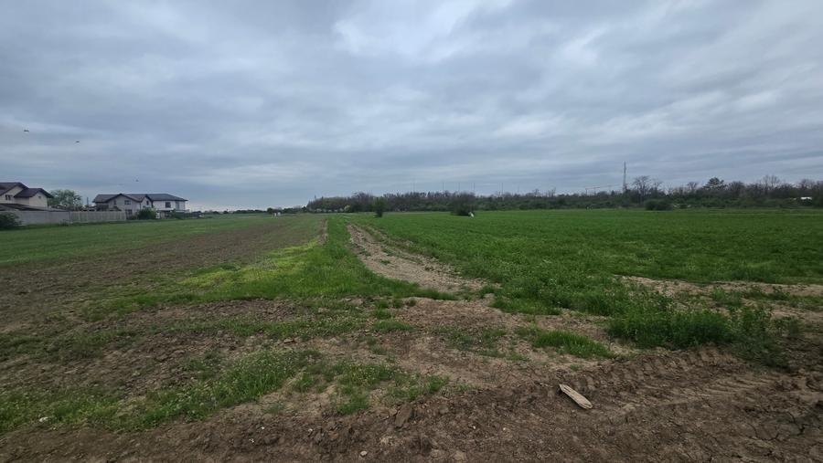 Teren Construcții intravilan de 4000 mp, în Central