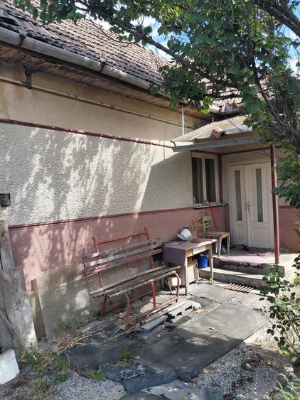 Casă cu 3 camere în Central