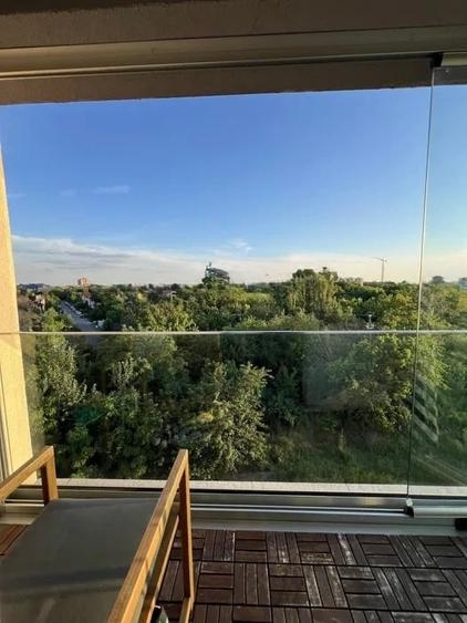 Apartament cu 3 camere decomandat în Drumul Taberei