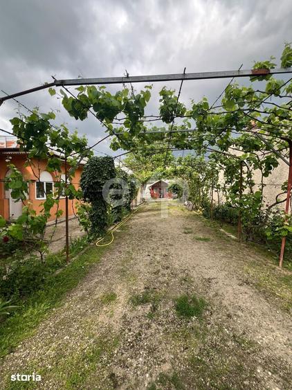 Casă cu 5 camere cu Teren 632 Mp în Clinceni