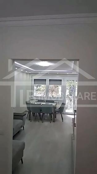 Apartament cu 3 camere decomandat în 7 Noiembrie