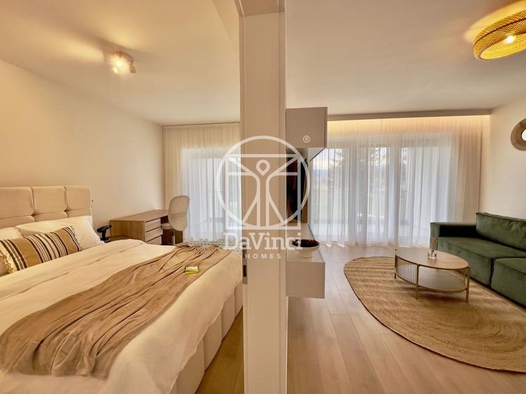 Apartament cu 3 camere decomandat în Exterior Vest