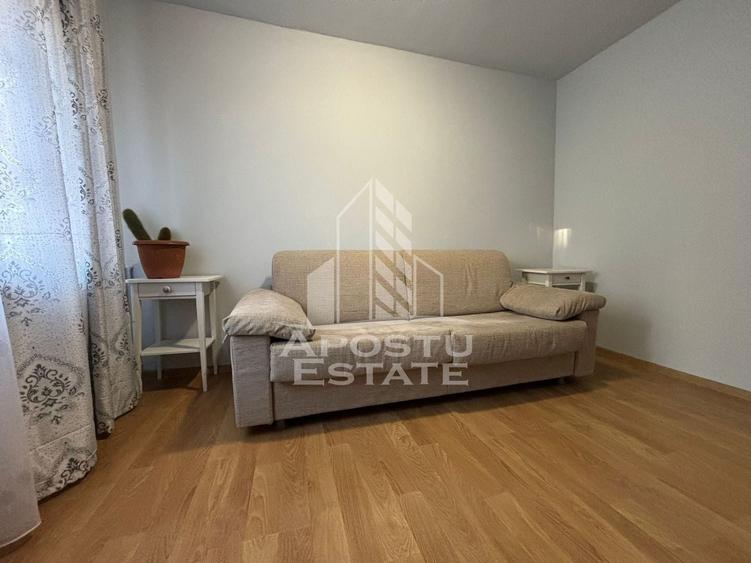 Apartament cu 3 camere decomandat, mobilat în Lipovei