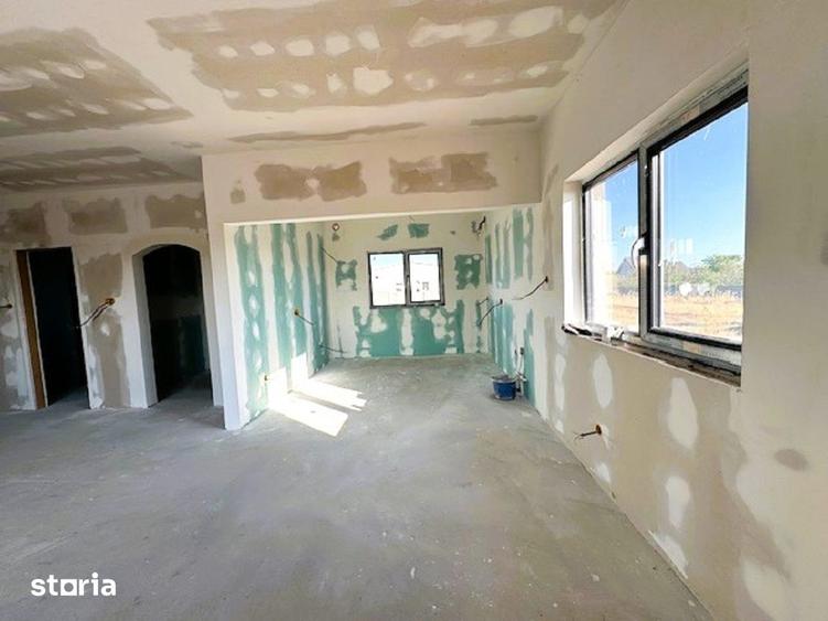Casă cu 3 camere cu Teren 650 Mp în Nicolae Titulescu
