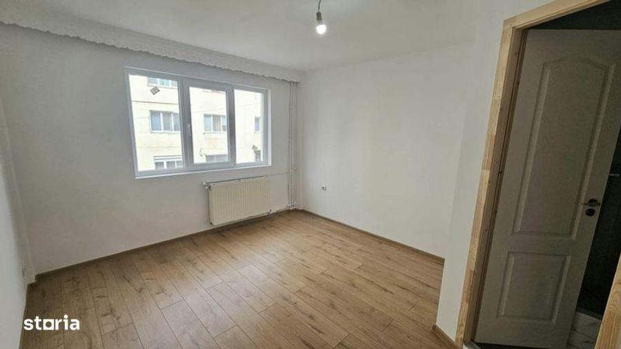 Garsonieră în Micro 14