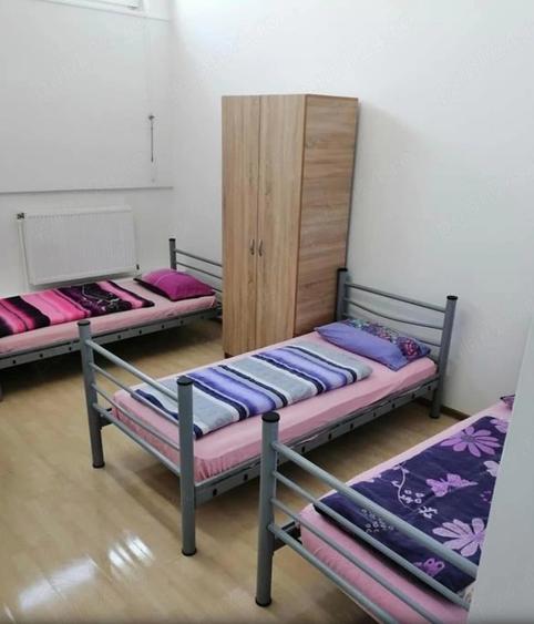 Casă cu 20 camere cu Teren 500 Mp în Ghiroda