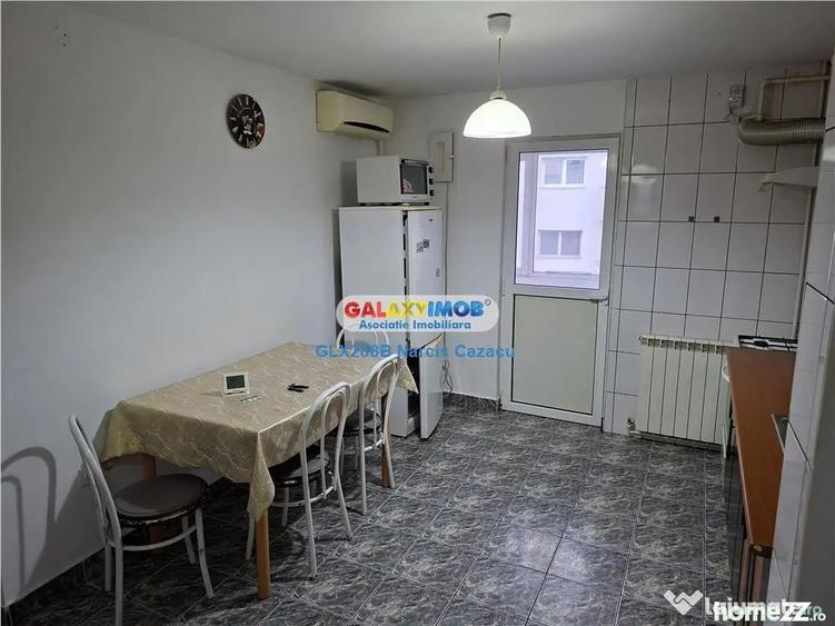 Apartament cu 2 camere decomandat în Moșilor