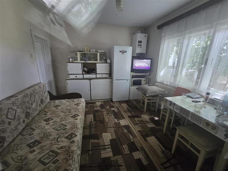 Duplex cu 5 camere cu Canalizare în Central