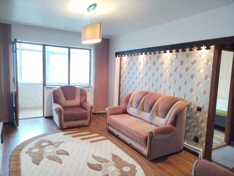 Apartament cu 2 camere semidecomandat în Mircea cel Bătrân