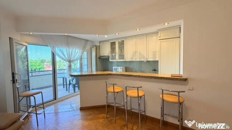 Apartament cu 3 camere semidecomandat în Primăverii