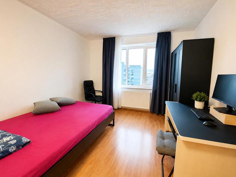 Apartament cu 2 camere decomandat în Titan