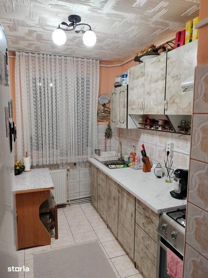Apartament cu 3 camere în Micro 1