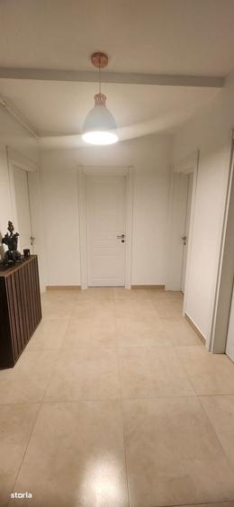 Apartament cu 2 camere decomandat în Cristian