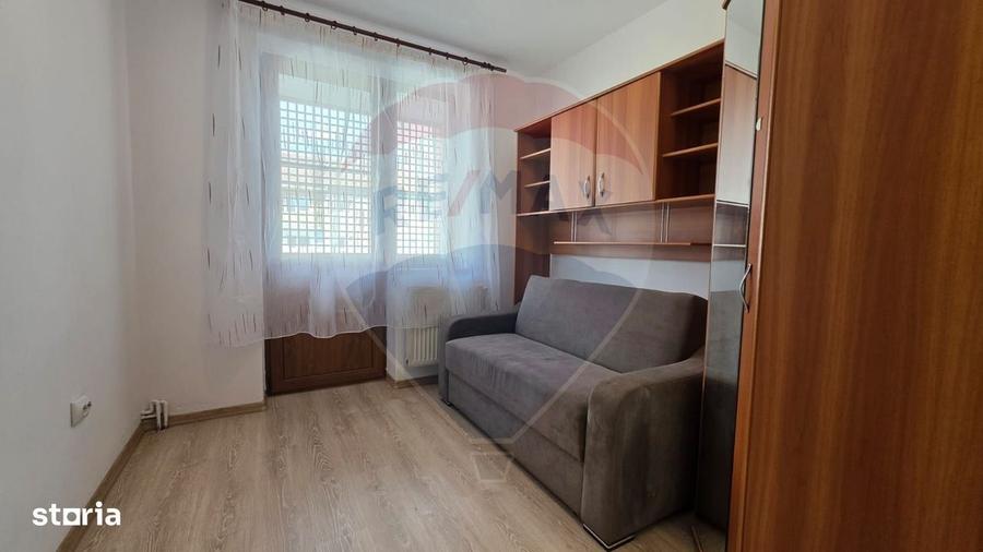 Apartament cu 3 camere în Vitrometan