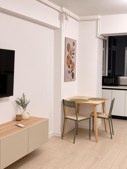 Apartament cu 2 camere decomandat, mobilat în Central