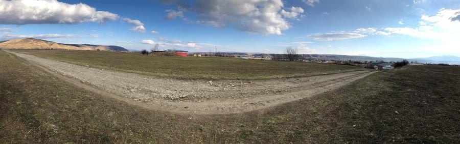 Teren agricol intravilan de 4800 mp, în Târgu Trotuș