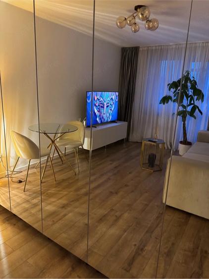 Apartament cu 2 camere decomandat în Berceni