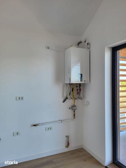 Casă cu 3 camere cu Teren 450 Mp în Snagov