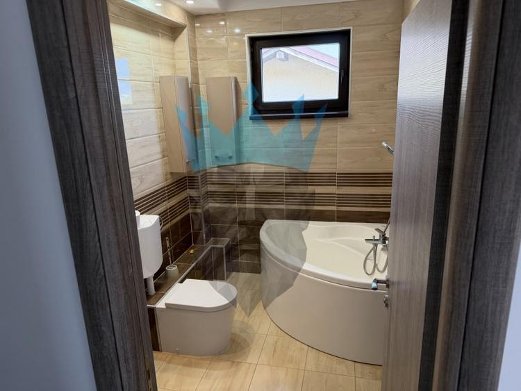 Duplex cu 4 camere cu Canalizare în Băneasa