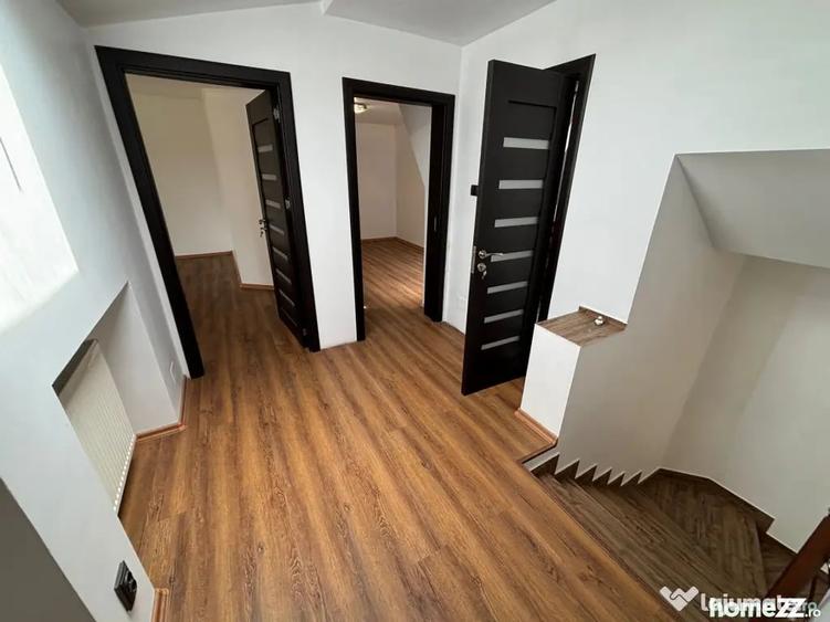 Casă cu 5 camere cu Teren 300 Mp în Colentina
