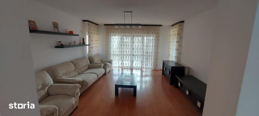 Casă cu 5 camere cu Teren 500 Mp în Bucium