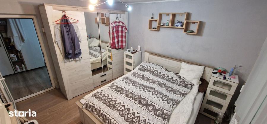 Casă cu 3 camere cu Teren 2100 Mp în Tuzla