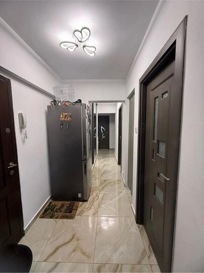 Vanzare Apartament 3 camere, parter, renovat 2026, parcare ADP – Bd Timisoara - 2