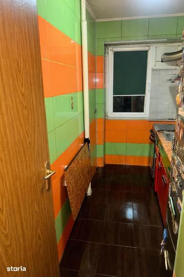 Apartament cu 3 camere, mobilat în Berceni