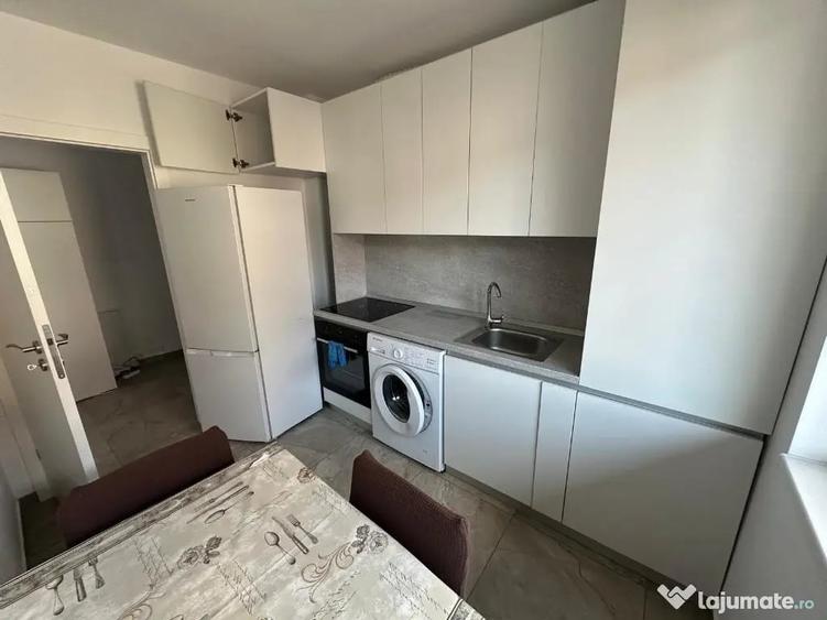 Apartament cu 2 camere decomandat în Florești