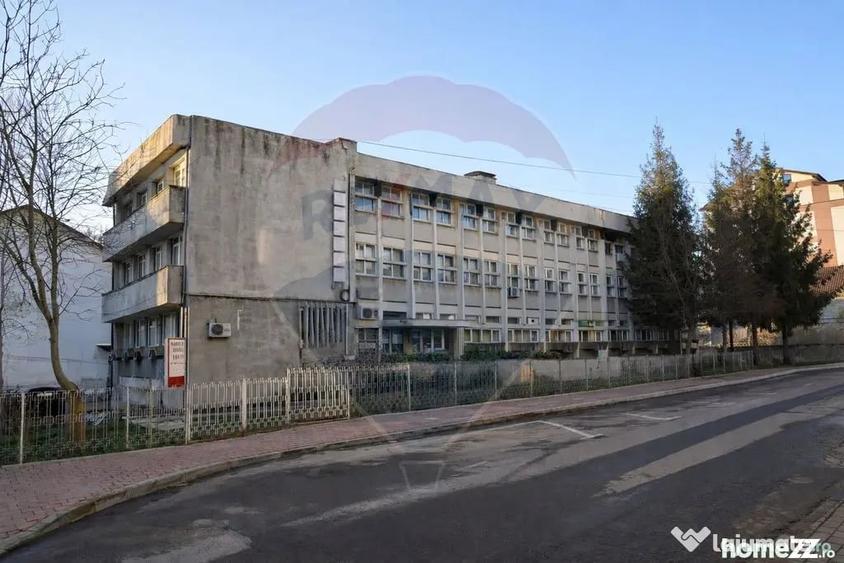 Spațiu comercial, de 200 mp, în Central