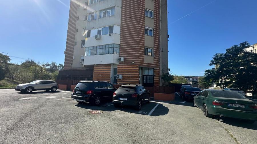Spațiu comercial, de 180 mp, în Năvodari