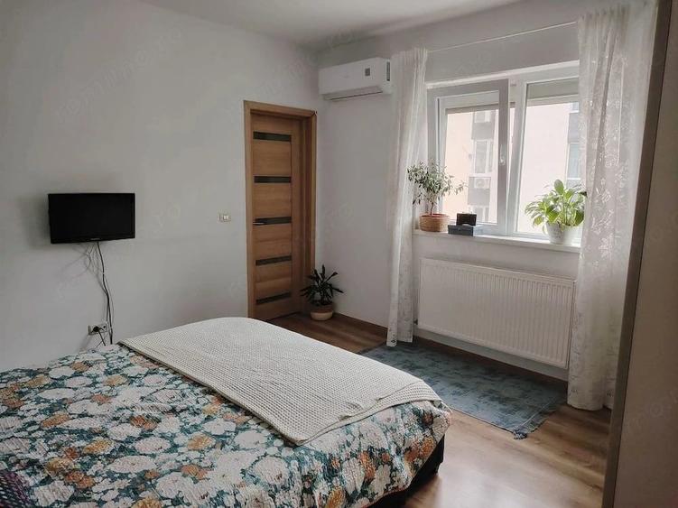 Apartament cu 3 camere + loc de parcare zona Aparatorii Patriei - 1