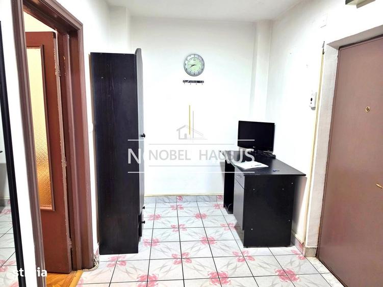 Apartament cu 2 camere, mobilat în Central