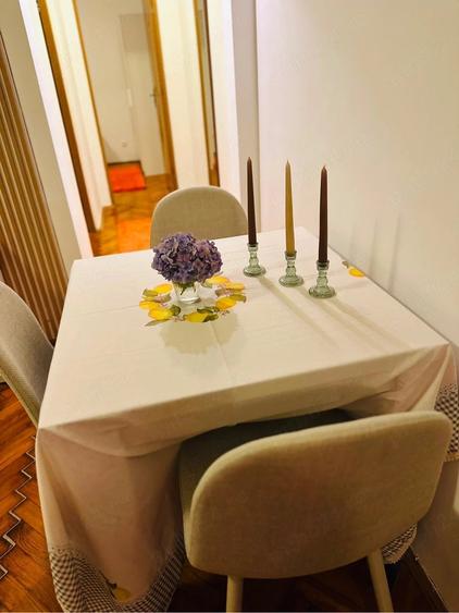 Apartament cu 3 camere semidecomandat în Dacia