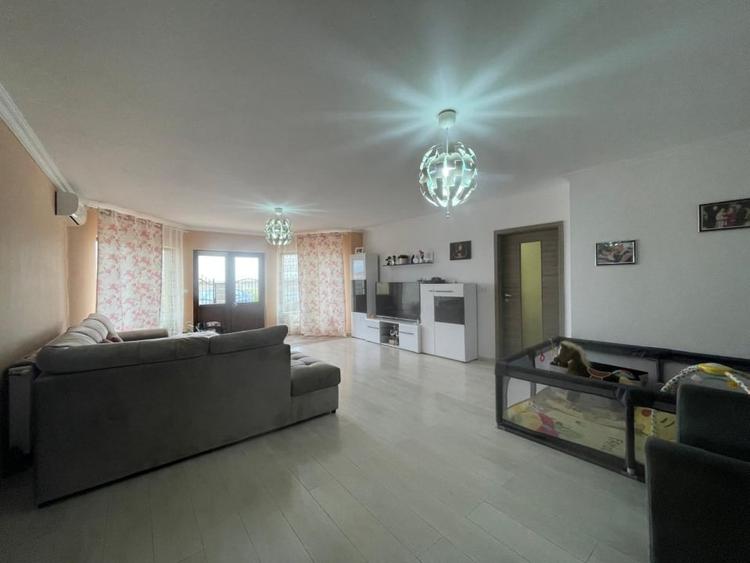 Casă individuală cu 3 camere cu Teren 660 Mp în Moșnița Nouă