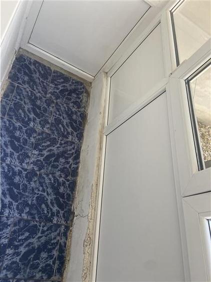 Apartament cu 4 camere nedecomandat în Sud