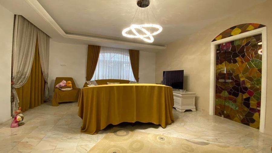 Casă individuală cu 6 camere cu Canalizare în Bere