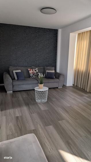 Apartament cu 2 camere decomandat în Sud