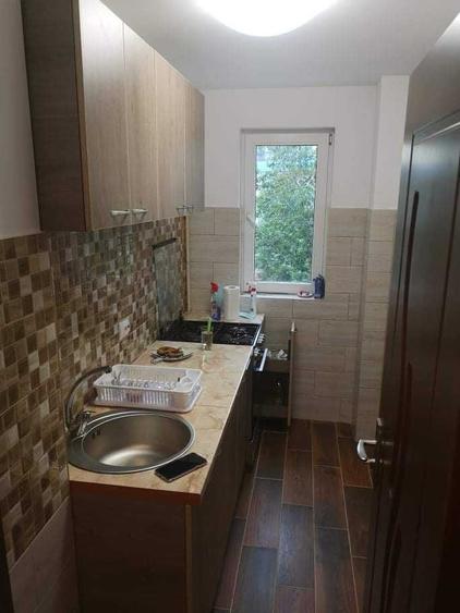 Inchiriez apartament 2 camere zona Titan - 6