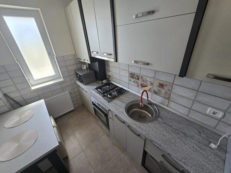 Apartament cu 2 camere decomandat în Giroc