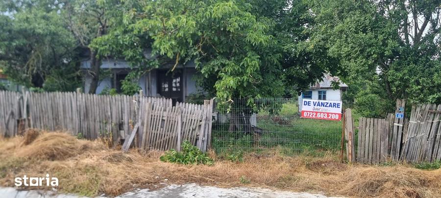 Teren de 3600 mp, în Căteasca