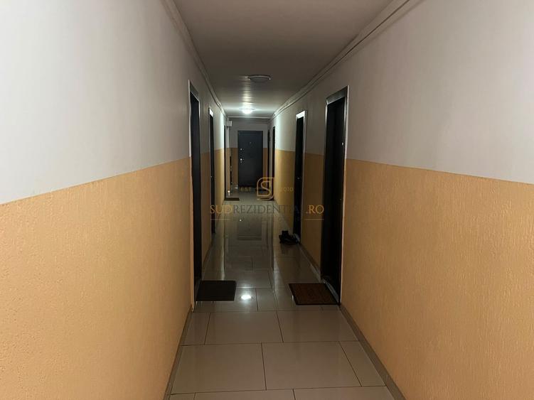 Garsonieră decomandată, mobilată în Metalurgiei