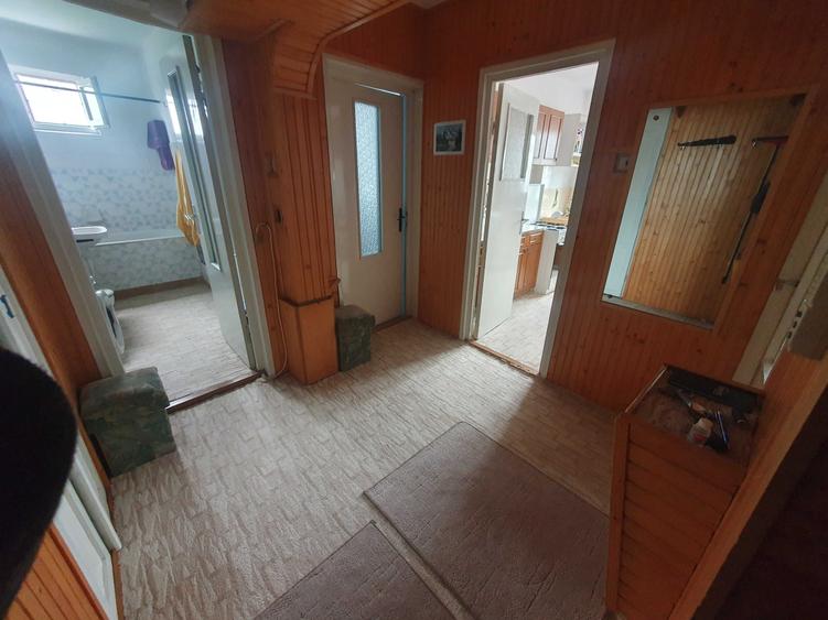 Apartament cu 2 camere decomandat în Rogerius