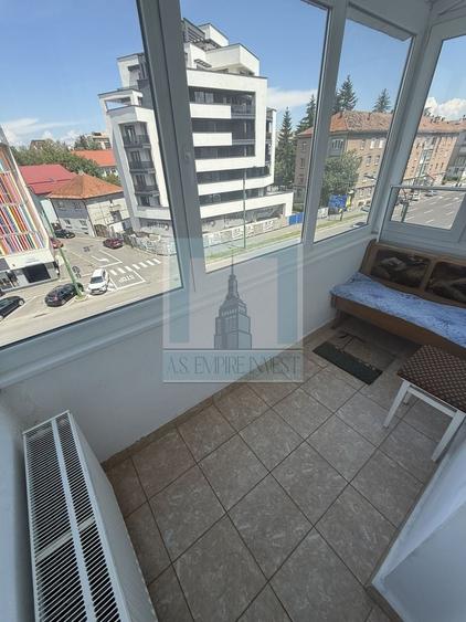 Apartament cu 2 camere decomandat în Centrul Civic