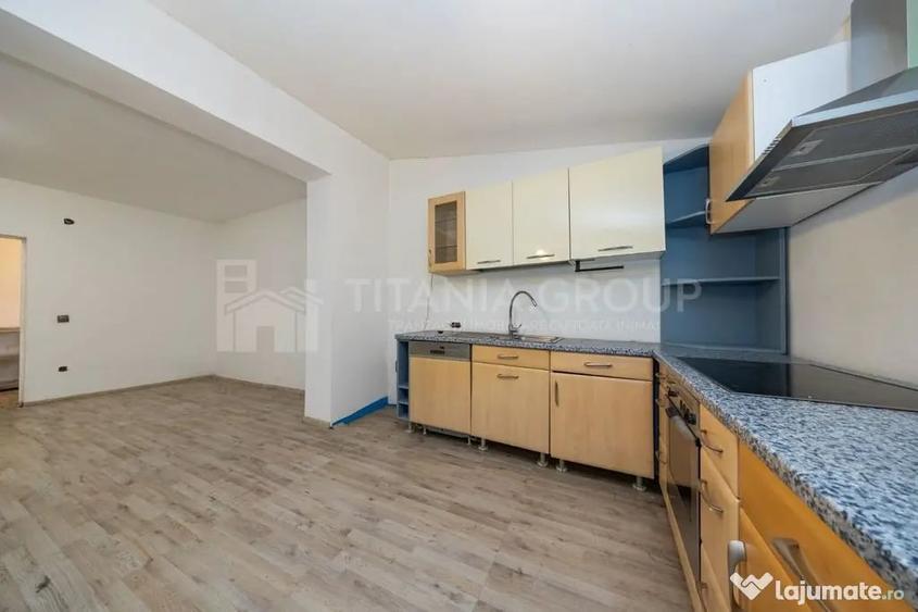 Casă cu 3 camere cu Teren 2200 Mp în Centură