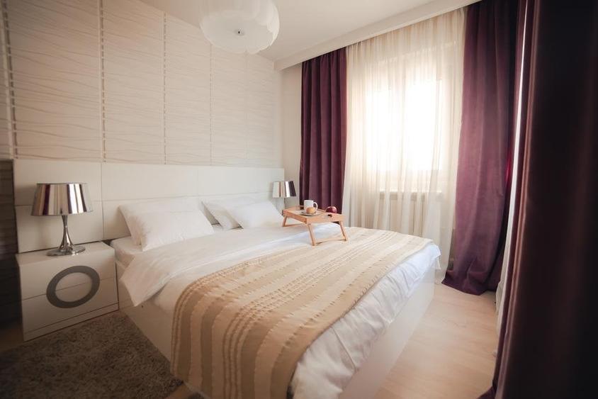 Apartament cu 2 camere decomandat, mobilat în City Park Mall