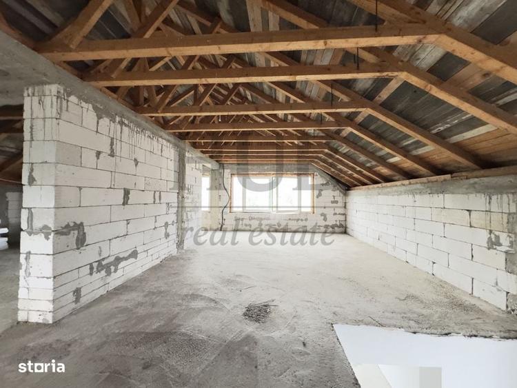 Casă cu 4 camere în Șerbești