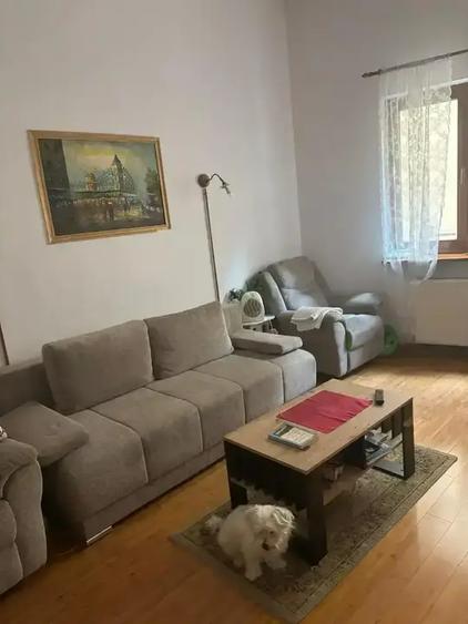 Casă cu 7 camere cu Canalizare în Armeneasca