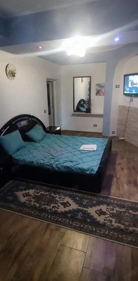 Casă cu 2 camere cu Teren 200 Mp în Central