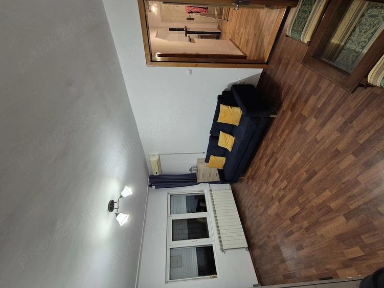 Apartament cu 2 camere nedecomandat în Central